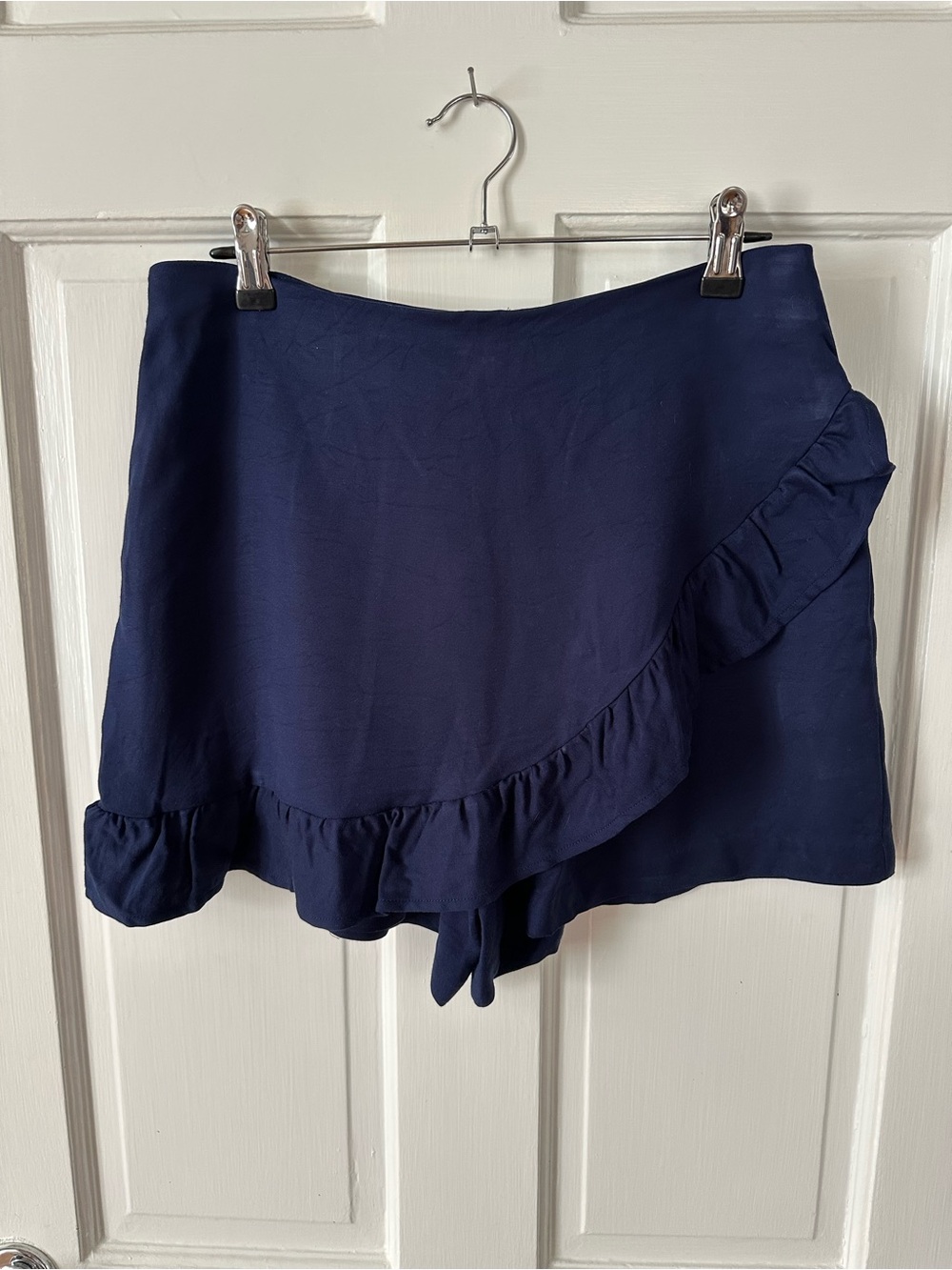 Lily Pulitzer Faye skort zip up 8 preppy euro summer navy ruffle feminine cute